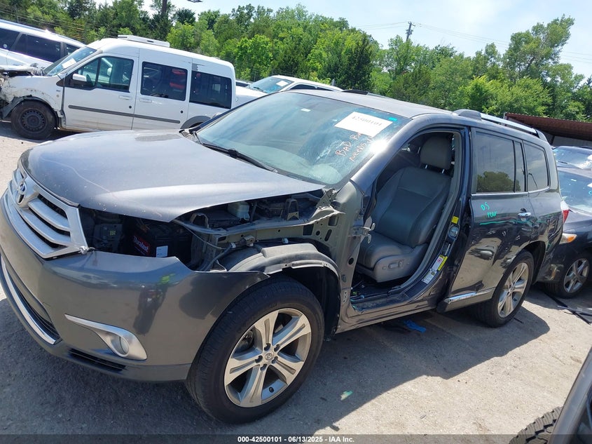 2011 TOYOTA HIGHLANDER VIN: 5TDYK3EH7BS038130