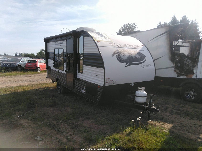 2023 FOREST RIVER OTHER  (VIN: 4X4TCK617P9138487)