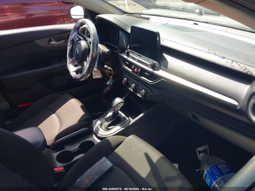 2021 KIA FORTE FE - 3KPF24AD4ME276613