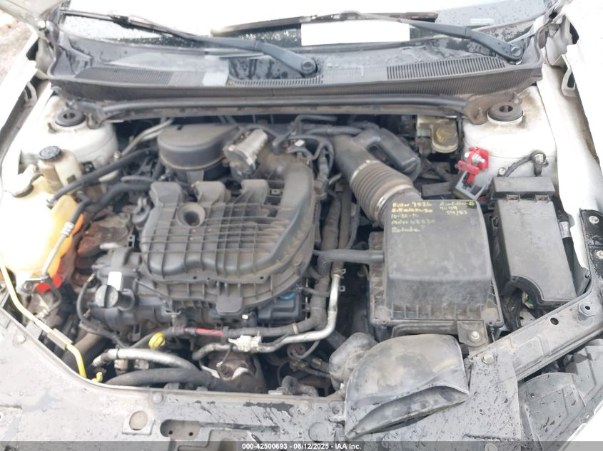 2011 Chrysler 200 Limited VIN: 1C3BC7EG1BN560621 Lot: 42500693