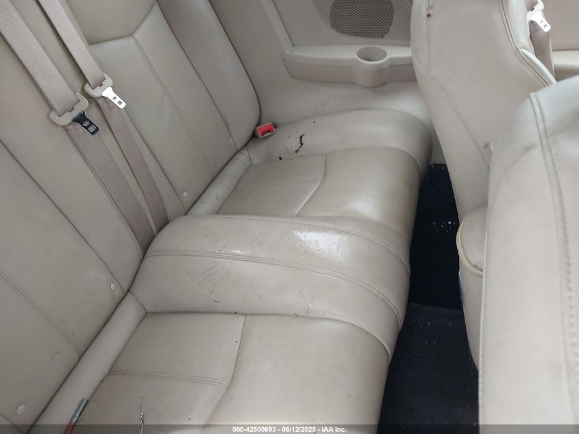 2011 Chrysler 200 Limited VIN: 1C3BC7EG1BN560621 Lot: 42500693