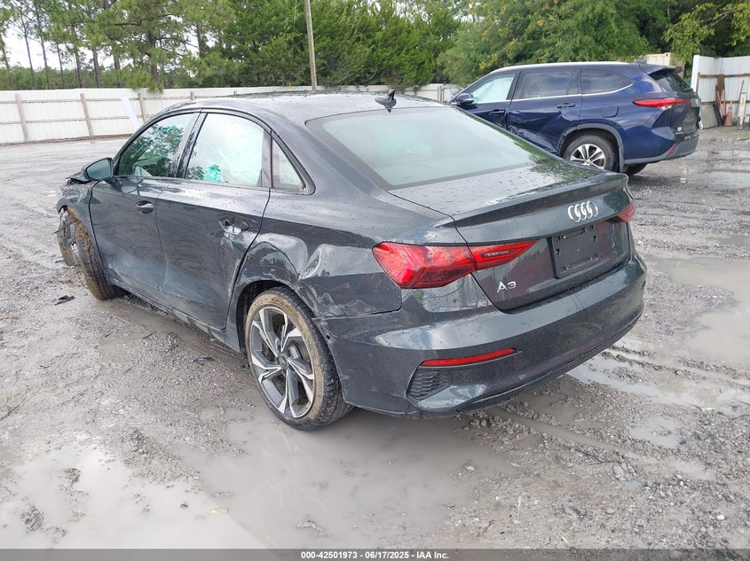 2023 AUDI A3 PREMIUM 40 TFSI FRONT-WHEEL DRIVE S TRONIC — Фото 3
