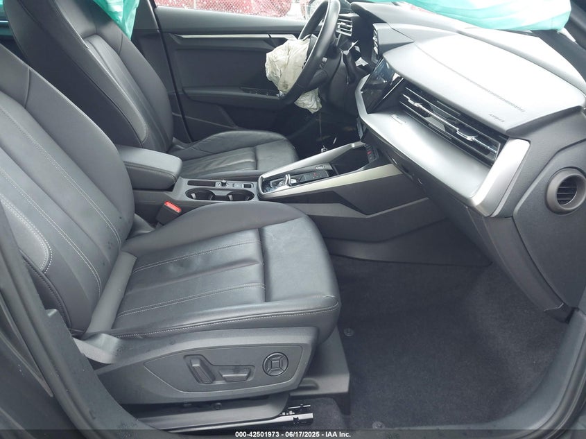 2023 AUDI A3 PREMIUM 40 TFSI FRONT-WHEEL DRIVE S TRONIC — Фото 5