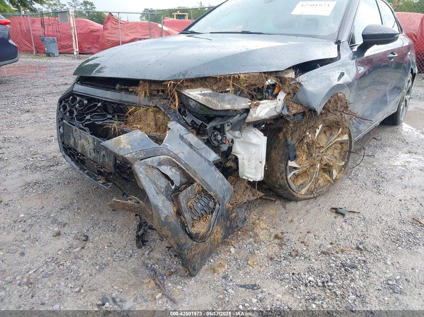 2023 AUDI A3 PREMIUM 40 TFSI FRONT-WHEEL DRIVE S TRONIC — Фото 6