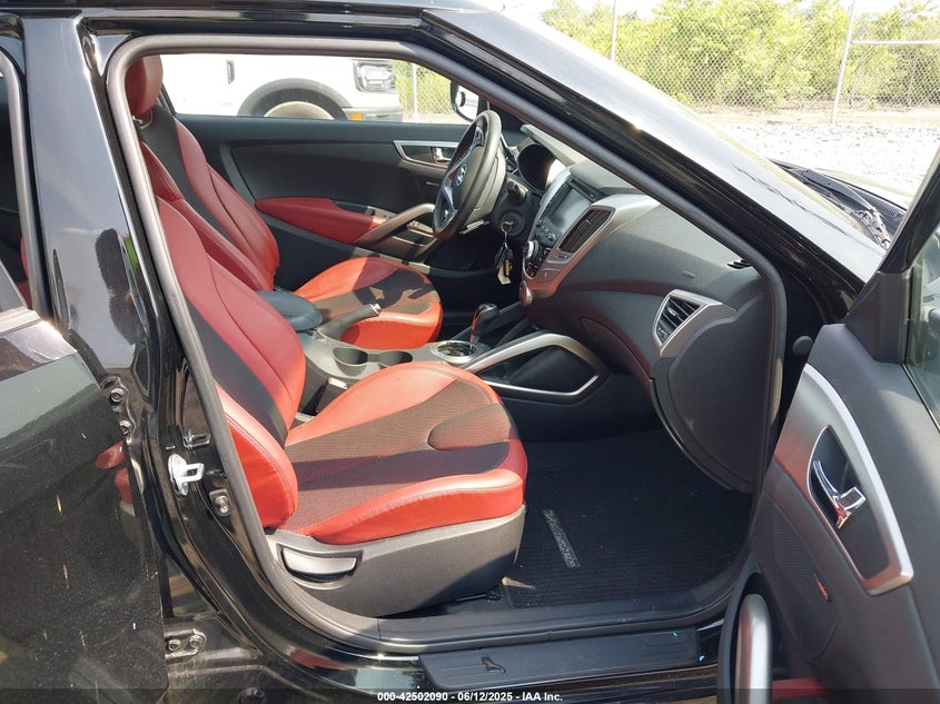 2012 HYUNDAI VELOSTER VIN: KMHTC6ADXCU053810