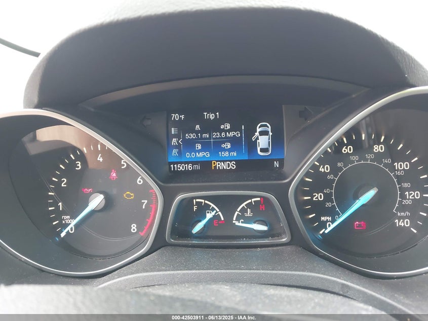 VIN 1FMCU9GD4HUC45396 2017 FORD ESCAPE SE