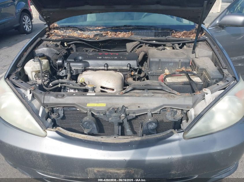 2004 Toyota Camry Le/Xle/Se VIN: 4T1BE32K04U812516 Lot: 42503938