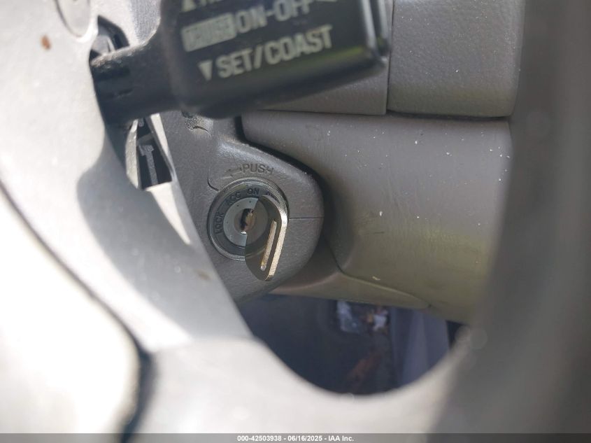 2004 Toyota Camry Le/Xle/Se VIN: 4T1BE32K04U812516 Lot: 42503938