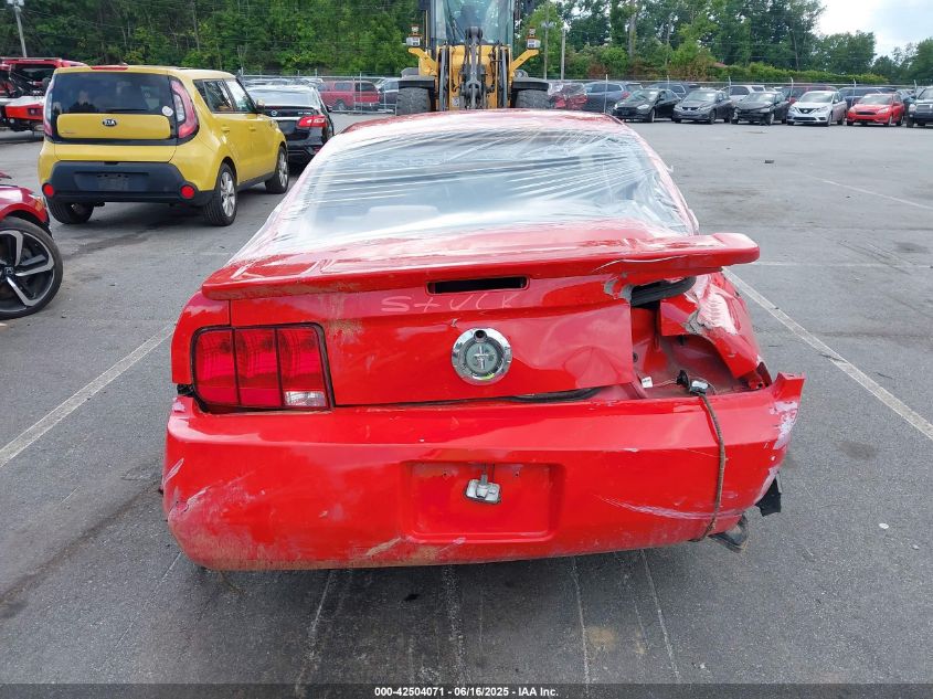 2007 Ford Mustang V6 Deluxe/V6 Premium VIN: 1ZVFT80N075307819 Lot: 42504071