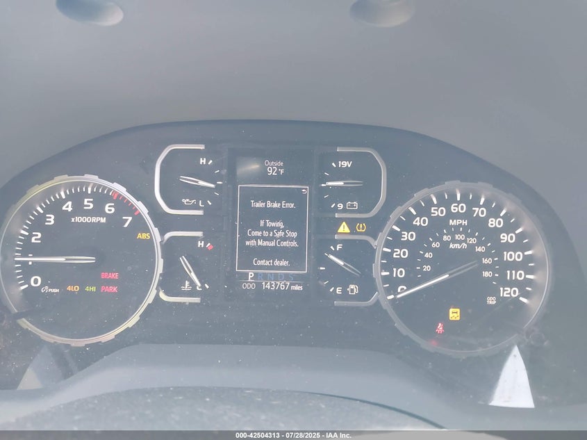 2019 TOYOTA TUNDRA SR5 5.7L V8 - 5TFUW5F15KX794663