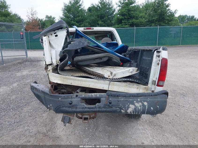 2003 Ford F-250 Xl/Xlt VIN: 1FTNF20L53EA85905 Lot: 42504414