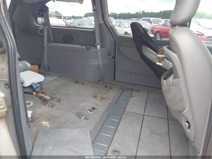 2007 Chrysler Town & Country Touring VIN: 2A4GP54L27R136121 Lot: 42504702