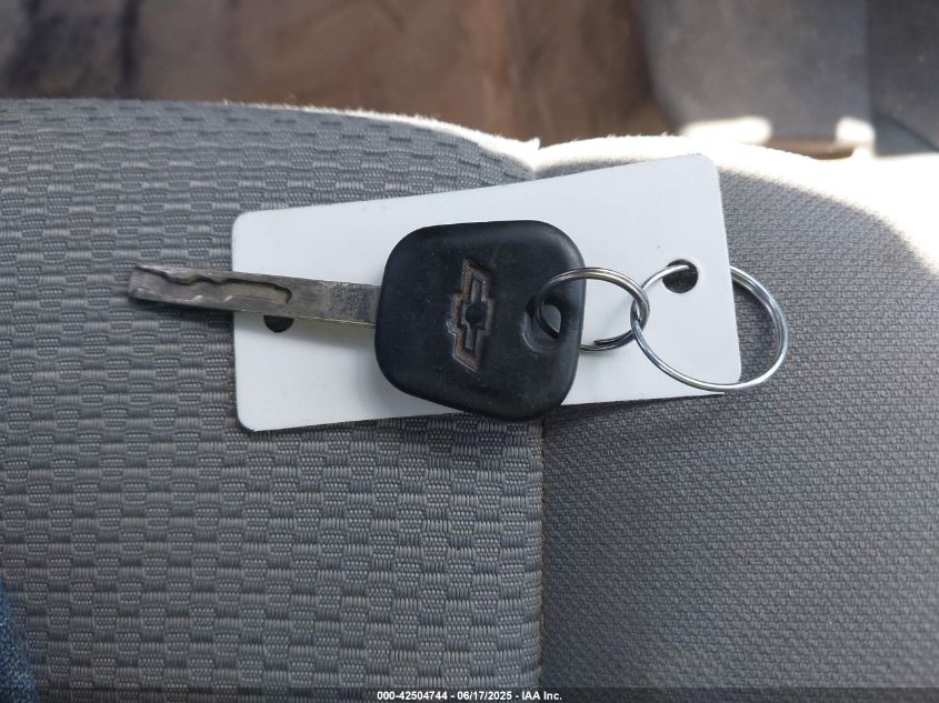 2017 Chevrolet Silverado 1500 Wt VIN: 1GCNKNEC6HZ252665 Lot: 42504744