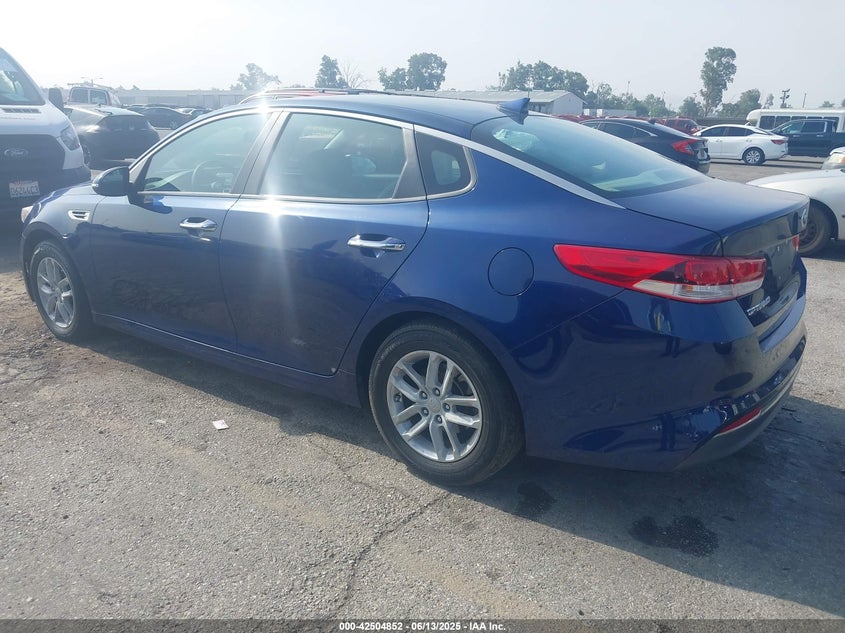 2016 KIA OPTIMA VIN: 5XXGT4L35GG088782
