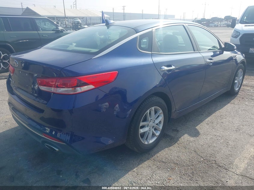 2016 KIA OPTIMA VIN: 5XXGT4L35GG088782