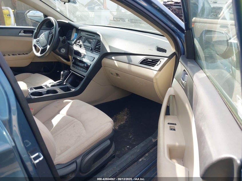 VIN 5NPE24AF1HH440768 2017 HYUNDAI SONATA