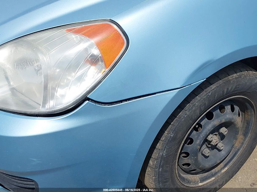 2006 Hyundai Accent Gls VIN: KMHCN46C16U005972 Lot: 42505445