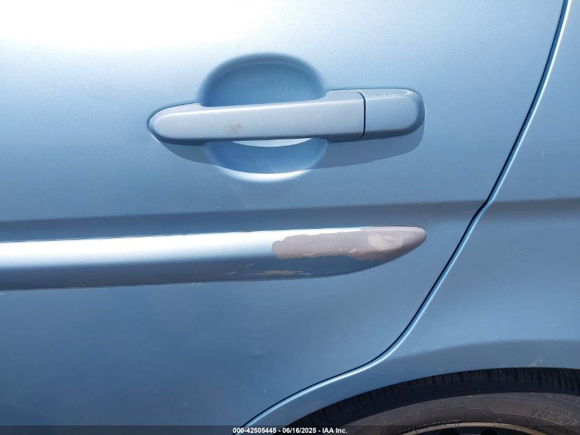 2006 Hyundai Accent Gls VIN: KMHCN46C16U005972 Lot: 42505445