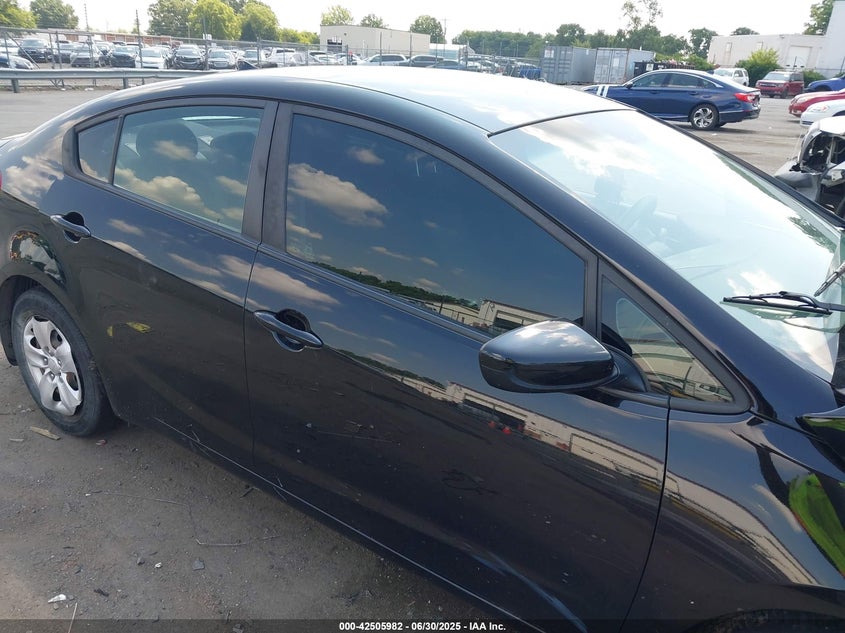 2018 KIA FORTE LX - 3KPFK4A74JE236909