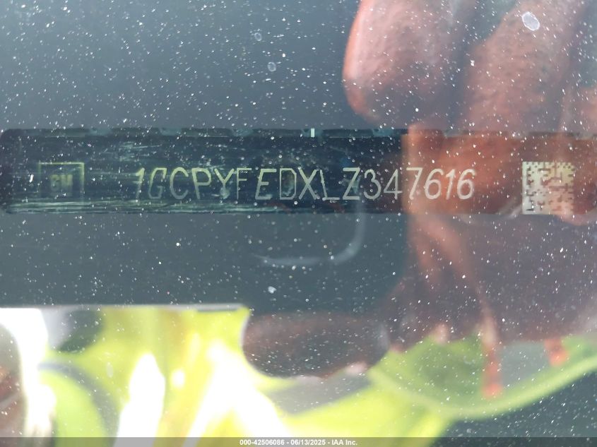 2020 Chevrolet Silverado 1500 - 1GCPYFEDXLZ347616