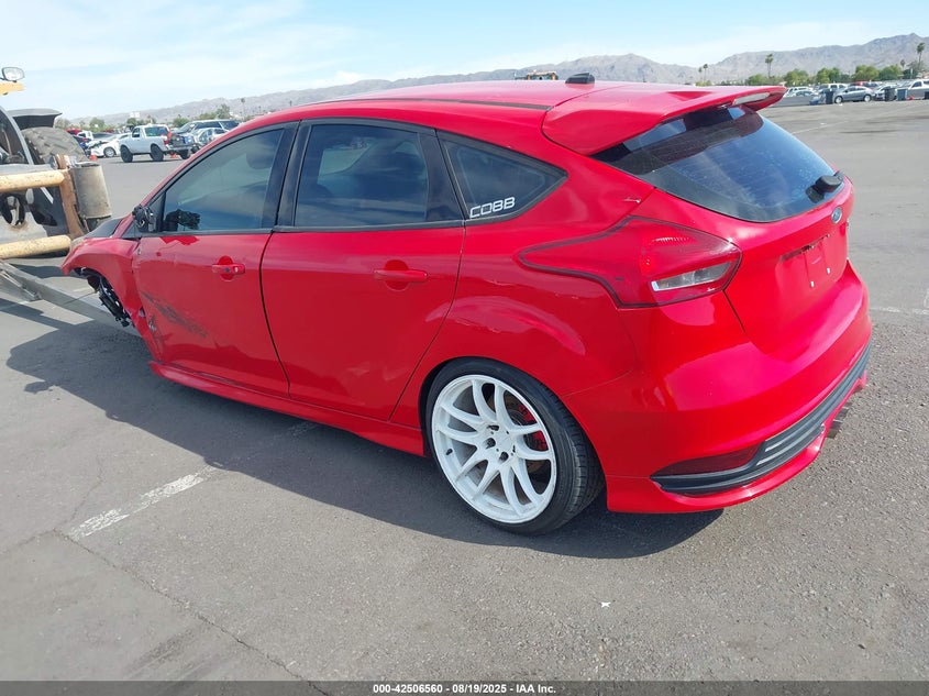 Vin: 1fadp3l97el156136, lot: 42999329, ford focus st 20143