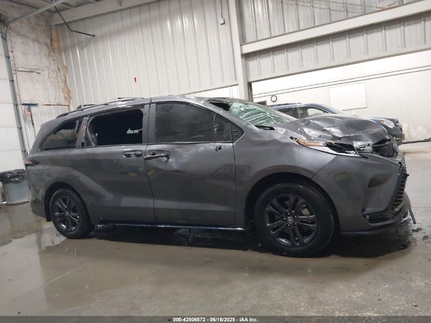 2025 Toyota Sienna - 5TDDSKFC5SS160481