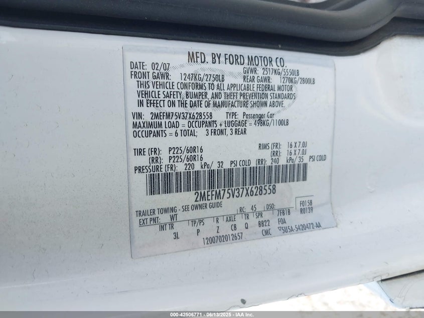2007 MERCURY GRAND MARQUIS VIN: 2MEFM75V37X628558