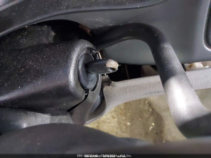 2004 Chevrolet Tahoe Ls VIN: 1GNEC13VX4R225156 Lot: 42506913