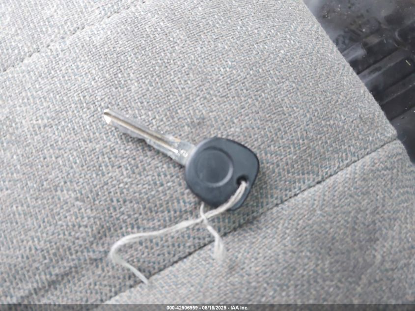 2008 Chevrolet Express Cutaway Work Van VIN: 1GBHG31K881151016 Lot: 42506959