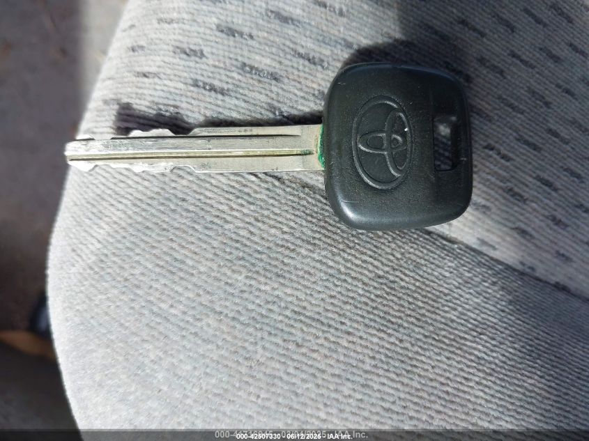 2003 Toyota Camry Le VIN: 4T1BE32K53U777583 Lot: 42507330