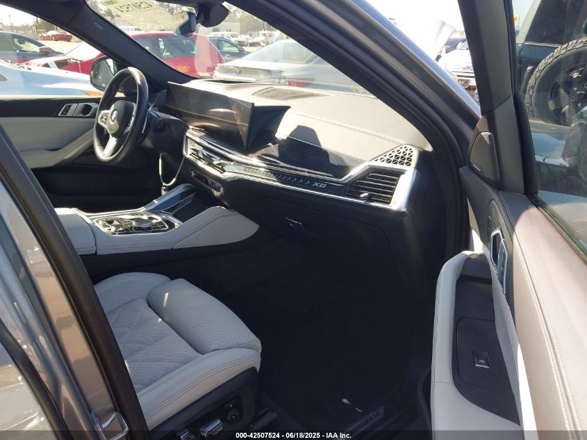 2025 BMW X6 - 5UX33EX00S9W50886