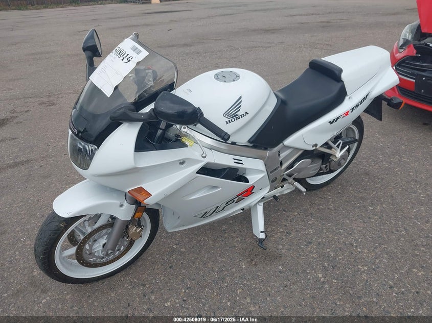 JH2RC3603PM300309 1993 HONDA VFR photo no. 2
