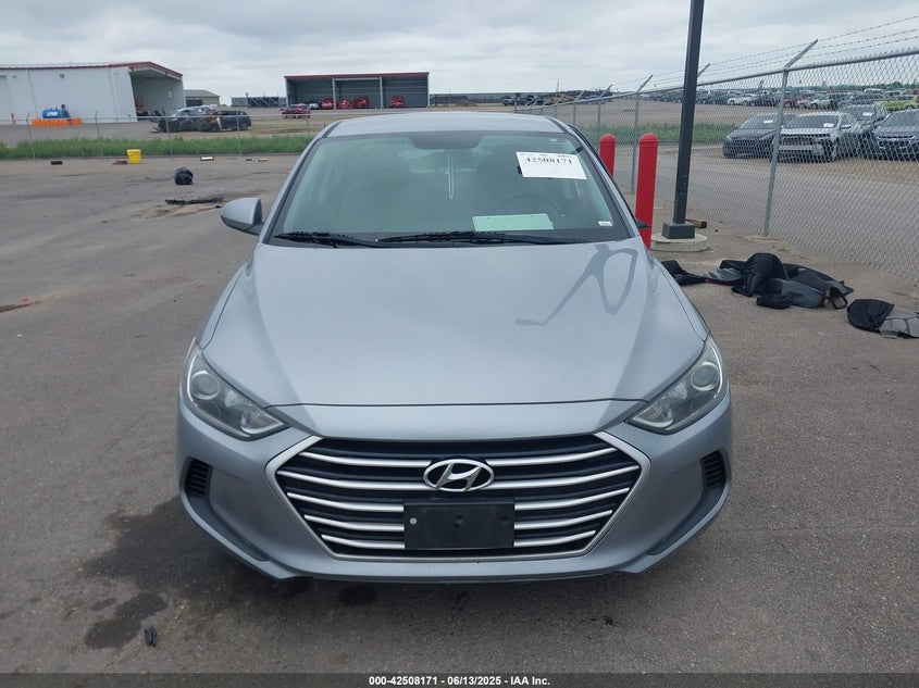2017 HYUNDAI ELANTRA SE - 5NPD74LF6HH163108