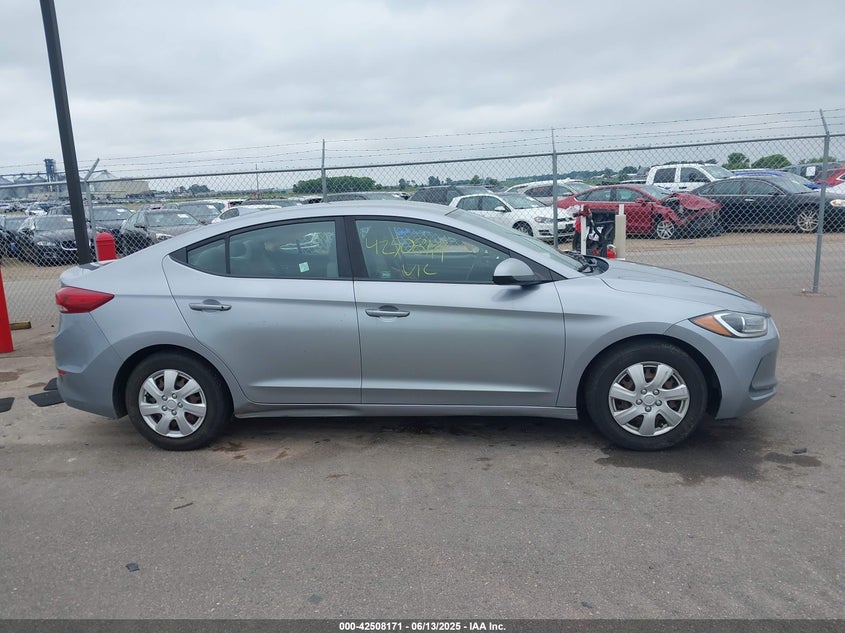 2017 HYUNDAI ELANTRA SE - 5NPD74LF6HH163108
