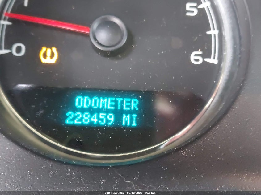 2007 CHEVROLET SUBURBAN VIN: 1GNFK16397J189254