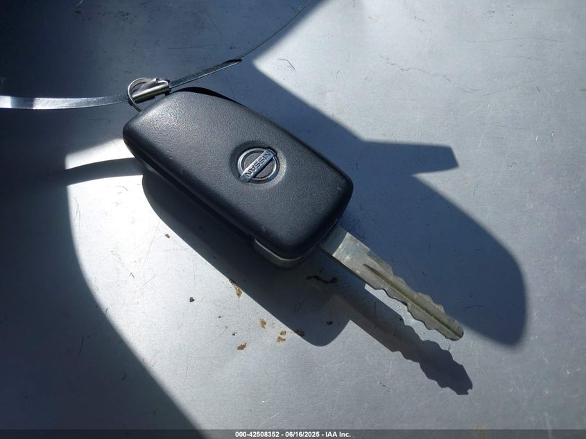 2019 NISSAN ROGUE S - 5N1AT2MT9KC811451