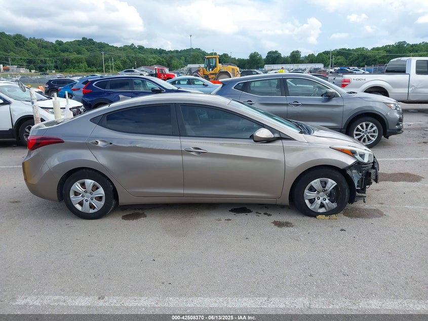 2014 HYUNDAI ELANTRA SE - 5NPDH4AE8EH492864