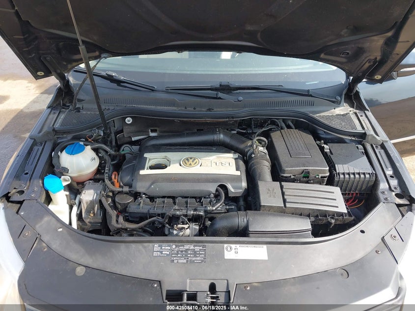 2010 VOLKSWAGEN CC VIN: WVWML7AN5AE507976