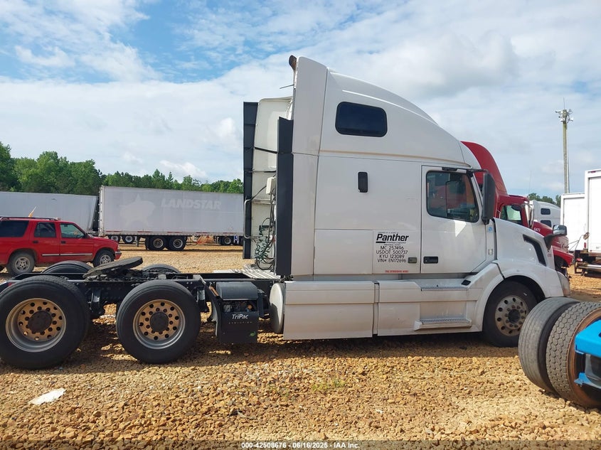 2014 Volvo Vn Vnl VIN: 4V4NC9EH1EN17269 Lot: 42508676