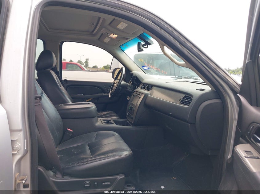 2013 CHEVROLET TAHOE VIN: 1GNSKBE05DR121669