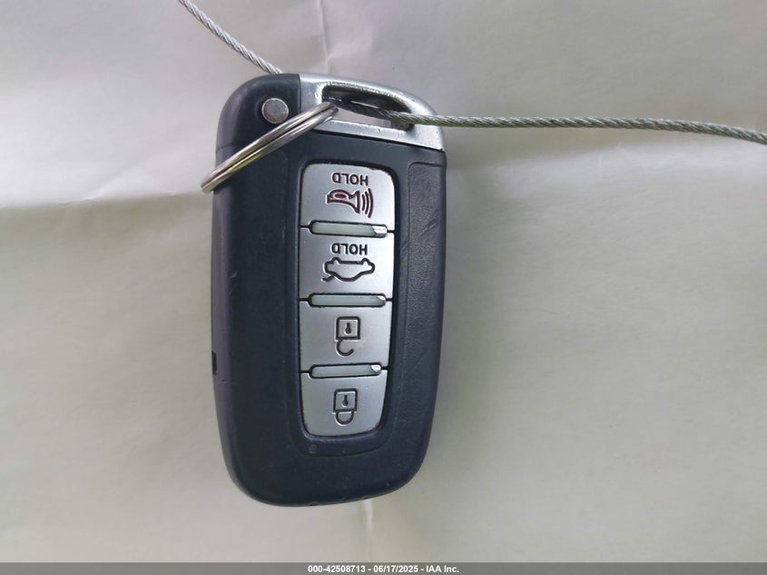 2015 HYUNDAI SONATA HYBRID LIMITED - KMHEC4A46FA136833