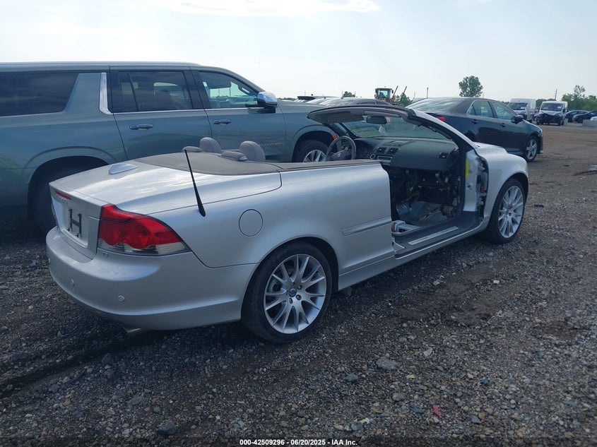 2007 VOLVO C70 VIN: YV1MC68207J023763