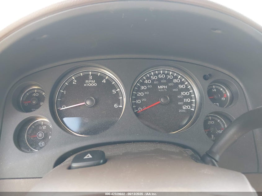 2007 GMC YUKON VIN: 1GKFC13J07R241465