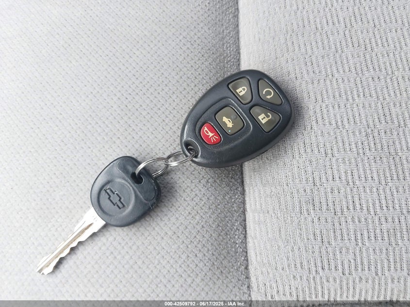 2012 CHEVY IMPALA VIN: 2G17B5E36C1138017