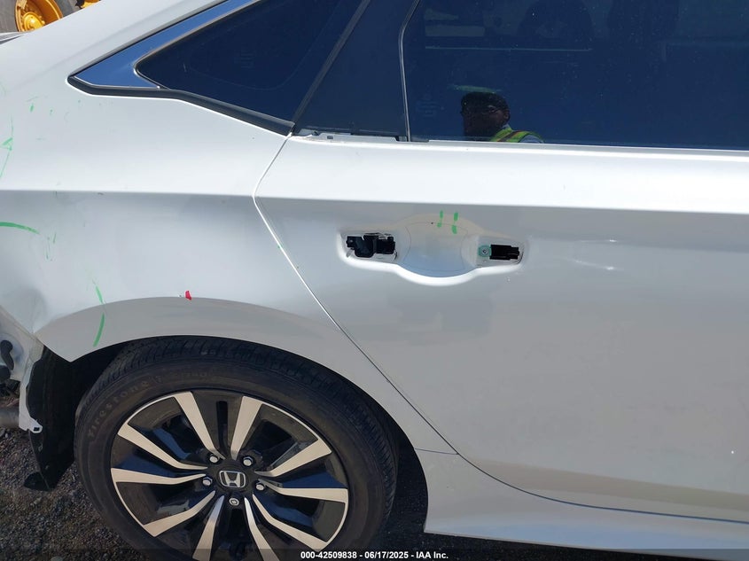 2022 HONDA CIVIC VIN: 2HGFE1F73NH320391