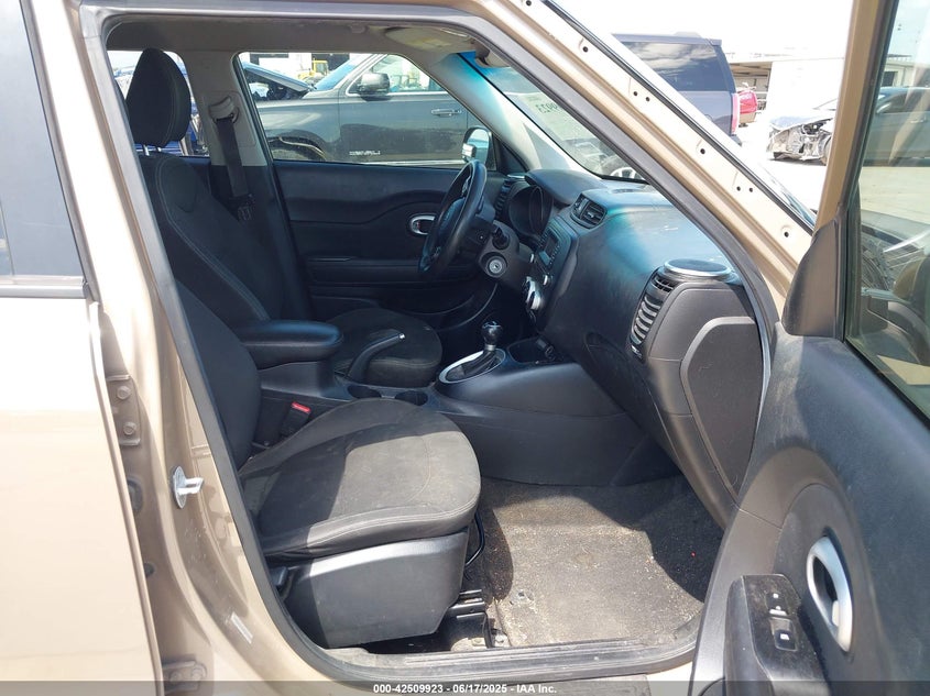 2014 KIA SOUL VIN: KNDJN2A24E7040517