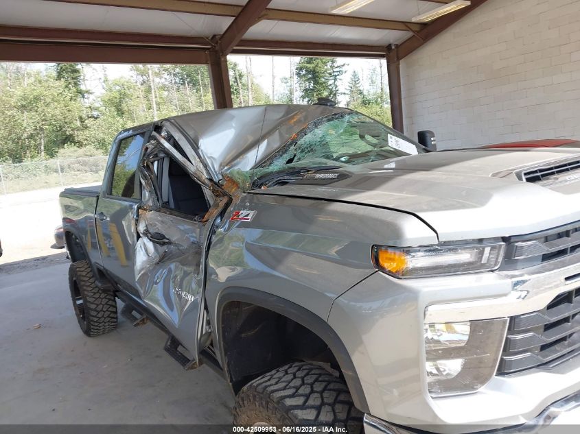 2024 Chevrolet Silverado 2500 - 2GC4YNEY2R1112127