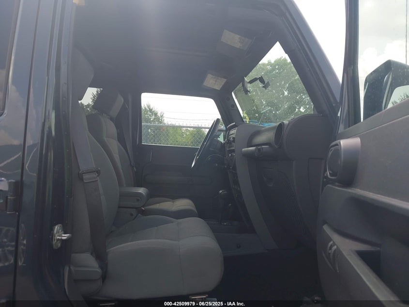 2007 JEEP WRANGLER / VIN: 1J4GA591X7L117415