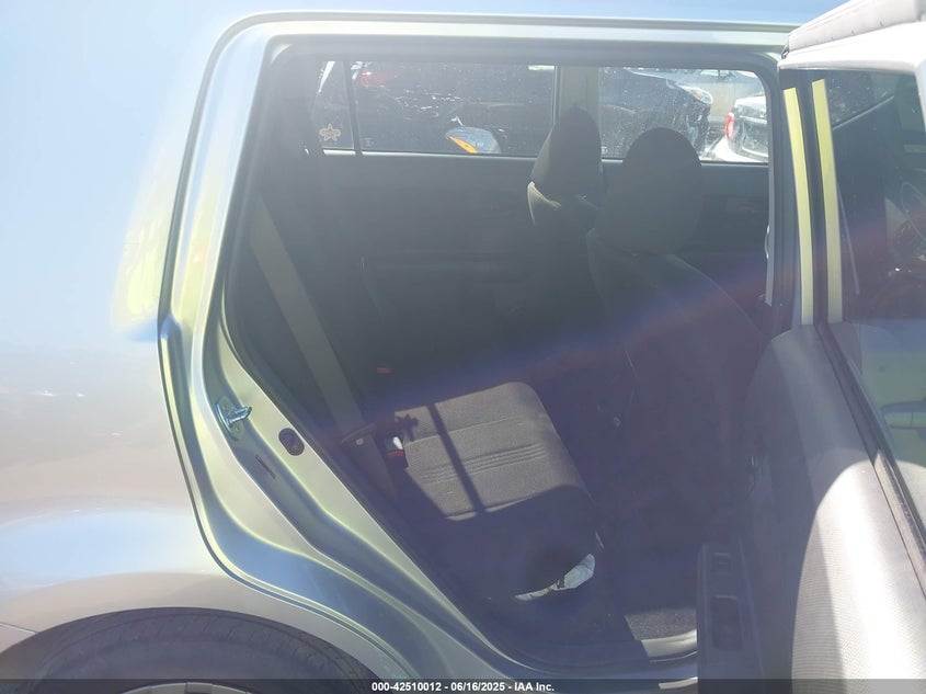 2009 SCION XB VIN: JTLKE50E591071287