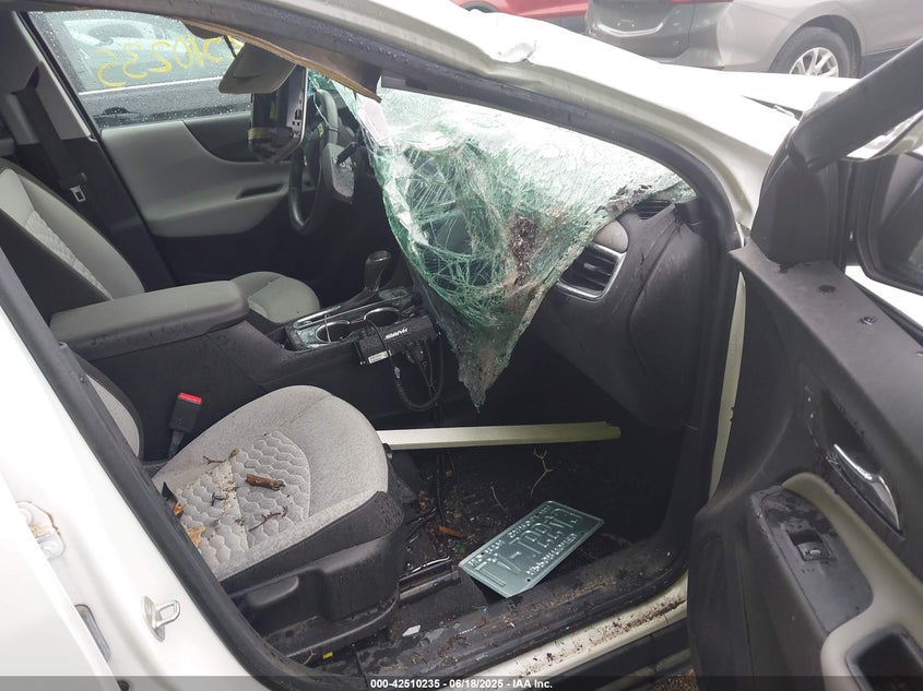 2019 CHEVROLET EQUINOX LT - 2GNAXTEV3K6290063